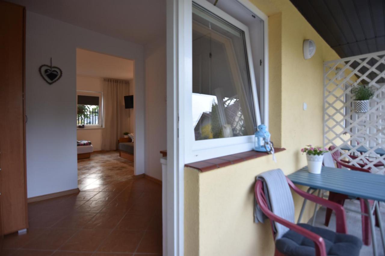 Malinowka Apartman Jantar Kültér fotó